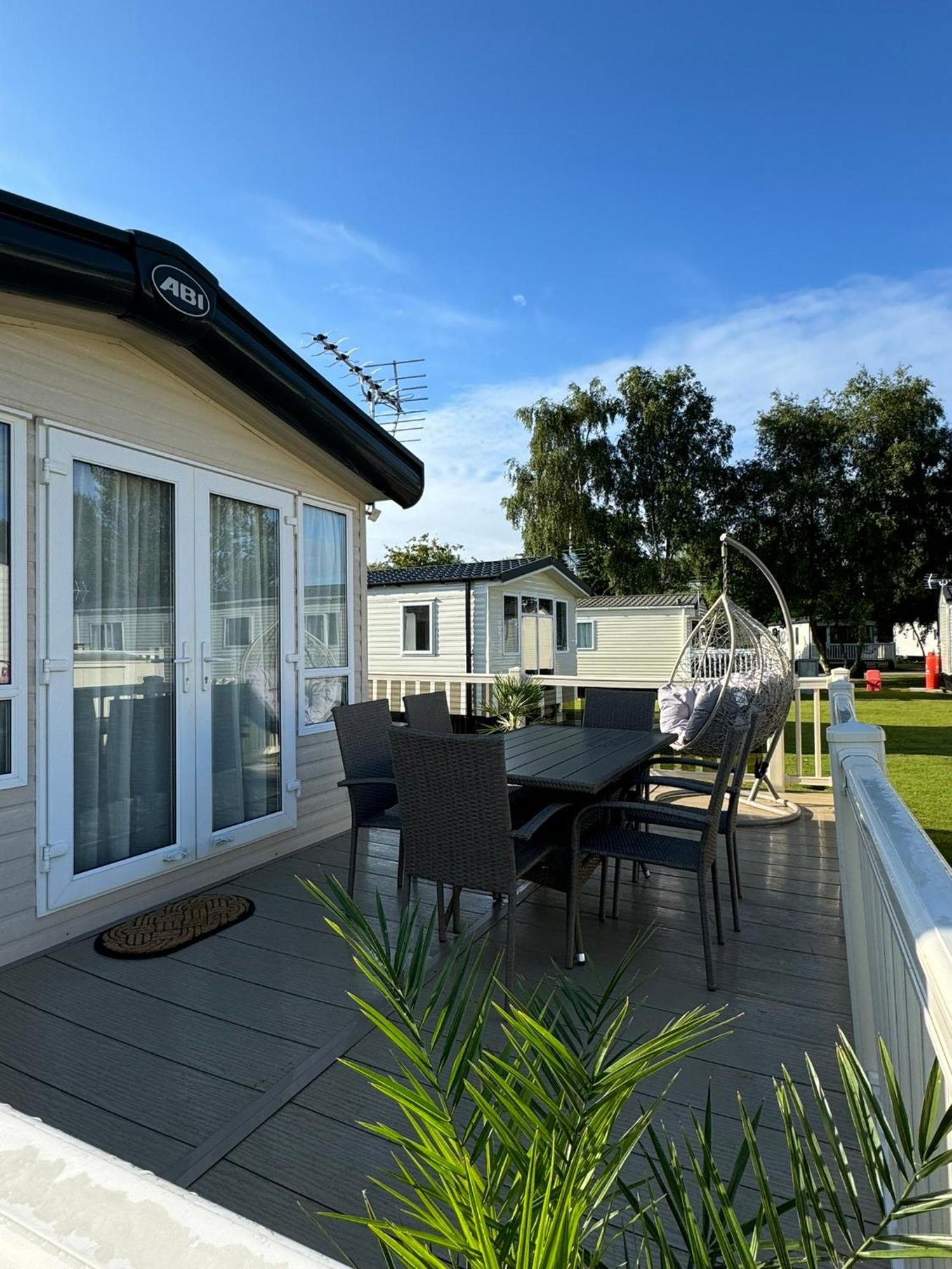 Hot Tub Retreat At Tattershall Lakes ภายนอก รูปภาพ