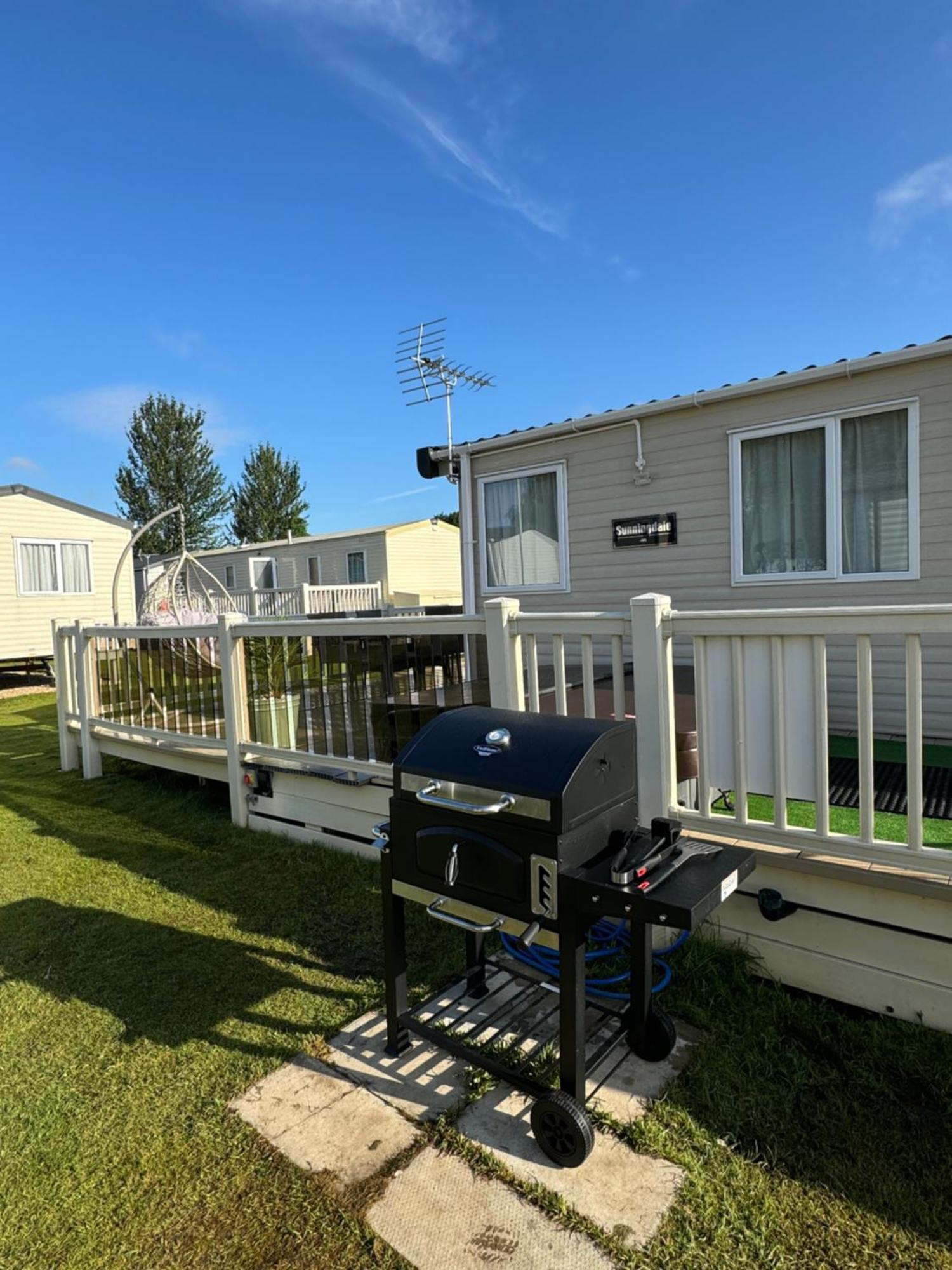 Hot Tub Retreat At Tattershall Lakes ภายนอก รูปภาพ